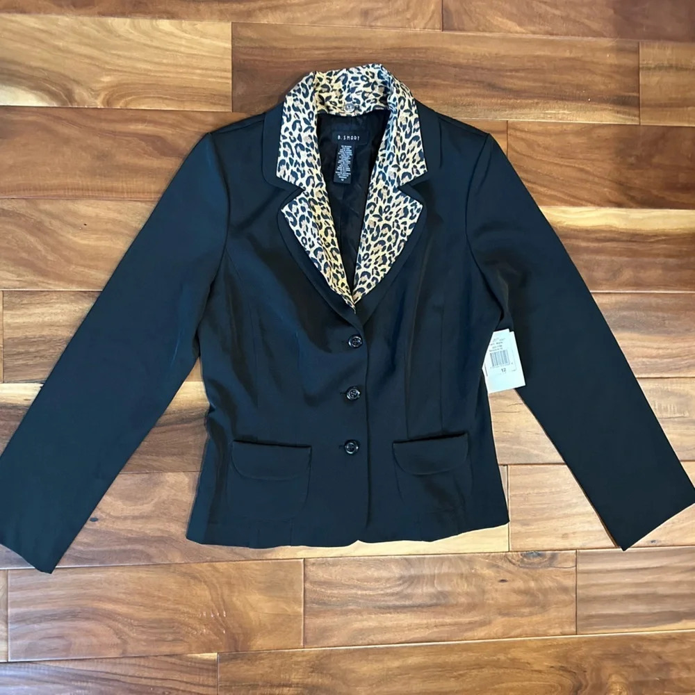 B. Smart Vintage Black Blazer with Leopard Print Removable Collar size 12 NWT